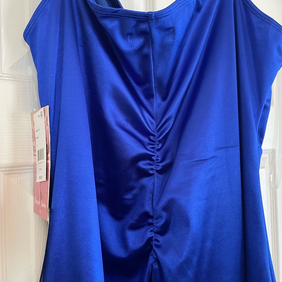 Elegant Blue Satin Dress - Picture 7 of 7